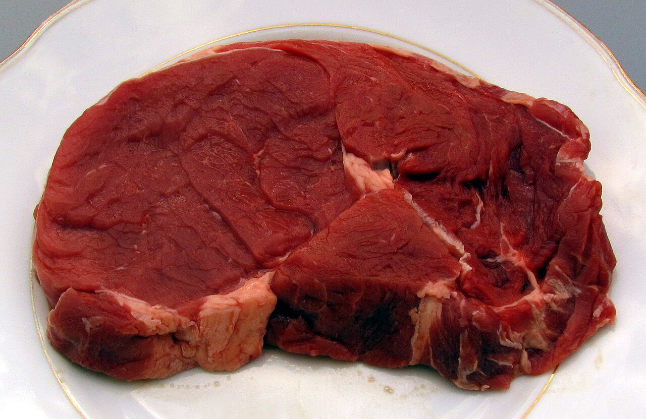 Viande de bœuf — bœuf 100 % français chez le boucher à Neufchâtel-en-Bray